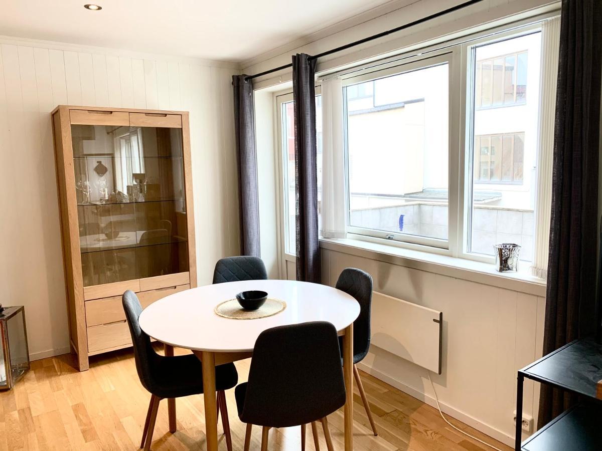 Appartement Fin Leilighet, Midt I Hjertet Av Kristiansund. Extérieur photo